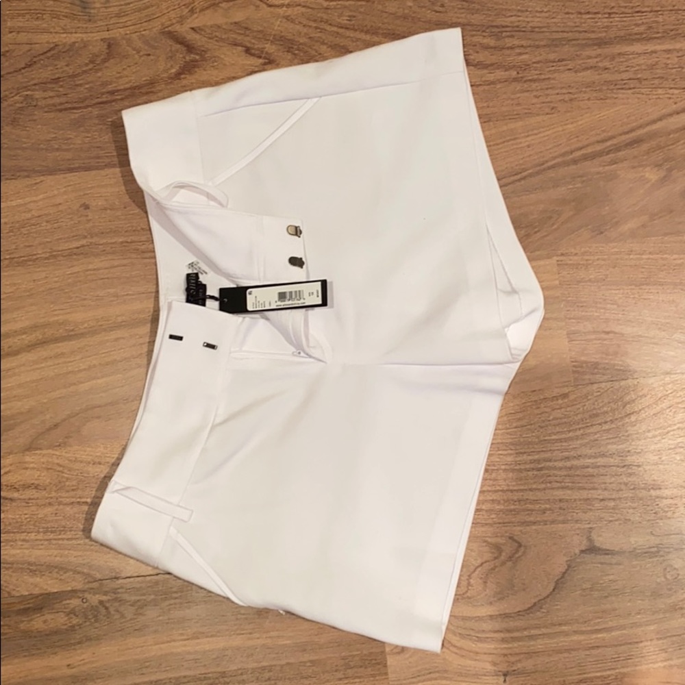 Alice and Olivia White Classic Shorts